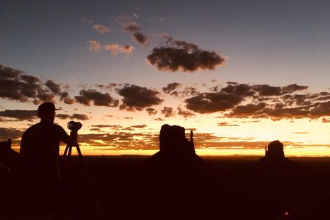 Monument Valley: 3 uur durende zonsondergangtour met Navajo-gids