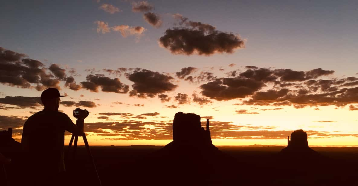 Oljato-Monument Valley: 3-Hour Sunset Tour With Navajo Guide | GetYourGuide