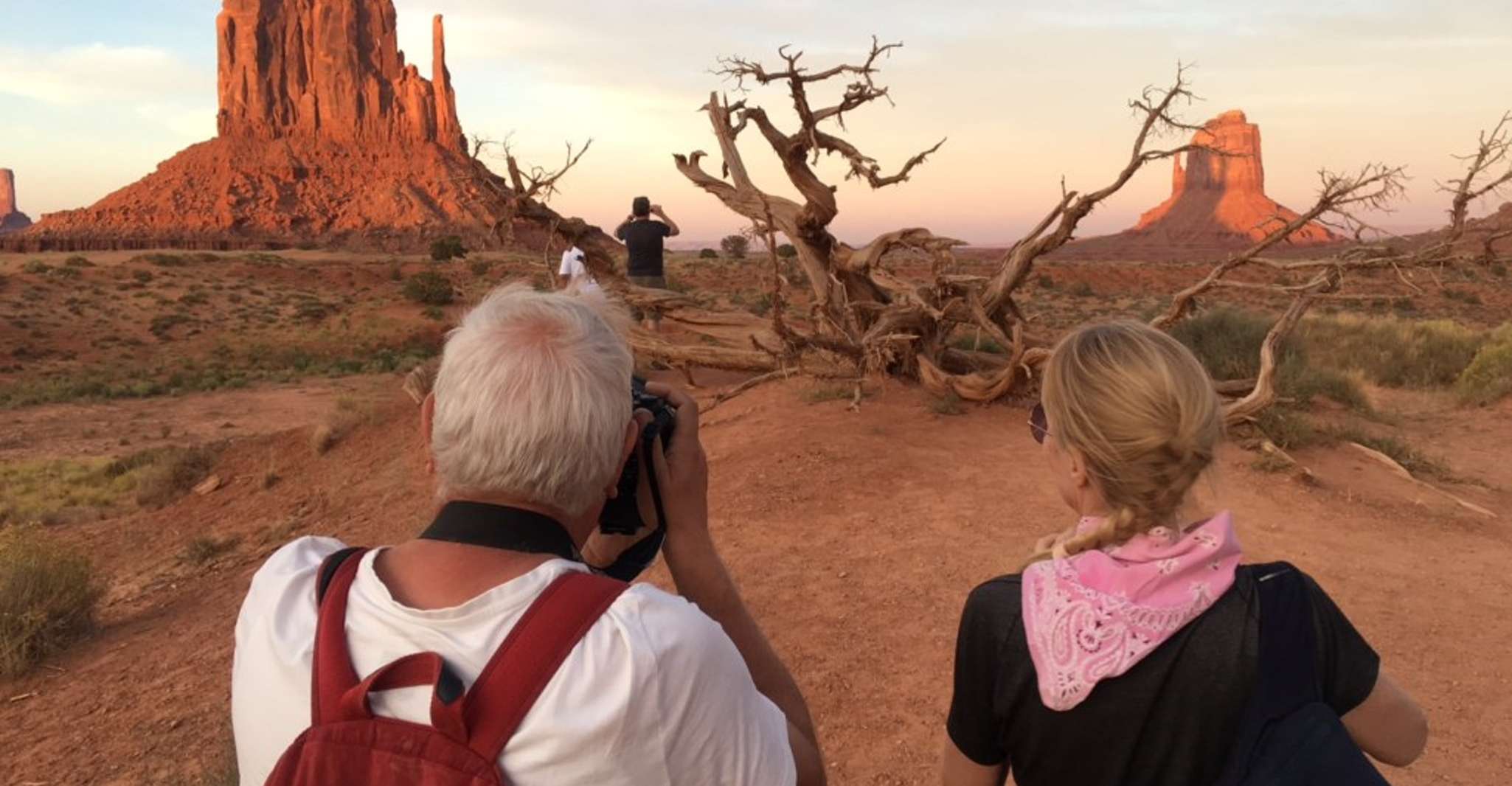 Monument Valley, Backcountry Jeep Tour with Navajo Guide - Housity