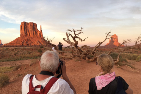 Monument Valley: Backcountry Jeep Tour met Navajo-gids
