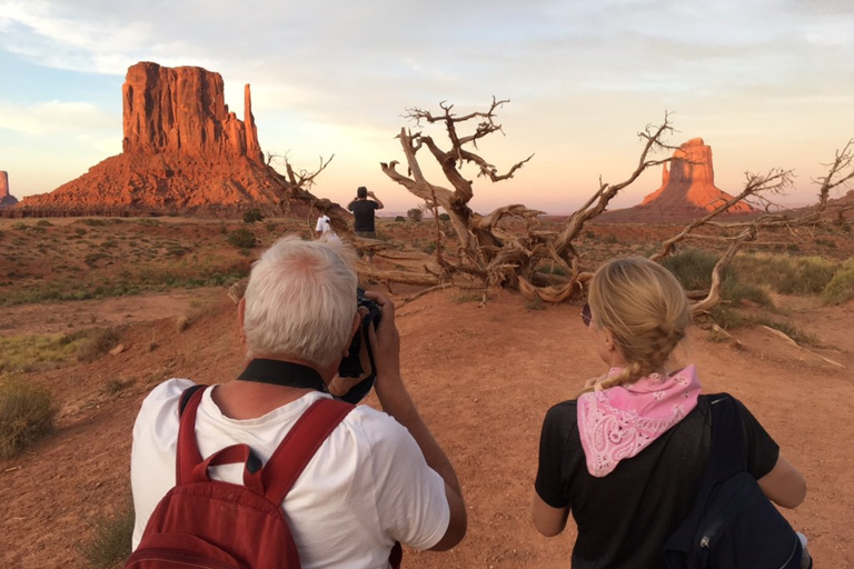 Monument Valley: Backcountry Jeep Tour met Navajo-gids
