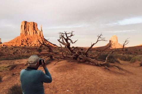 Monument Valley: 3-Hour Sunrise Tour with Navajo Guide