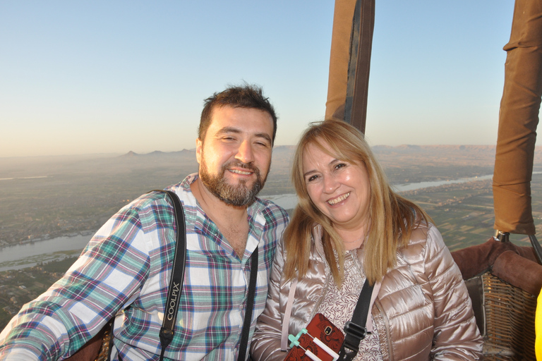 Lúxor: paseo en globo aerostático al amanecerOpción estándar