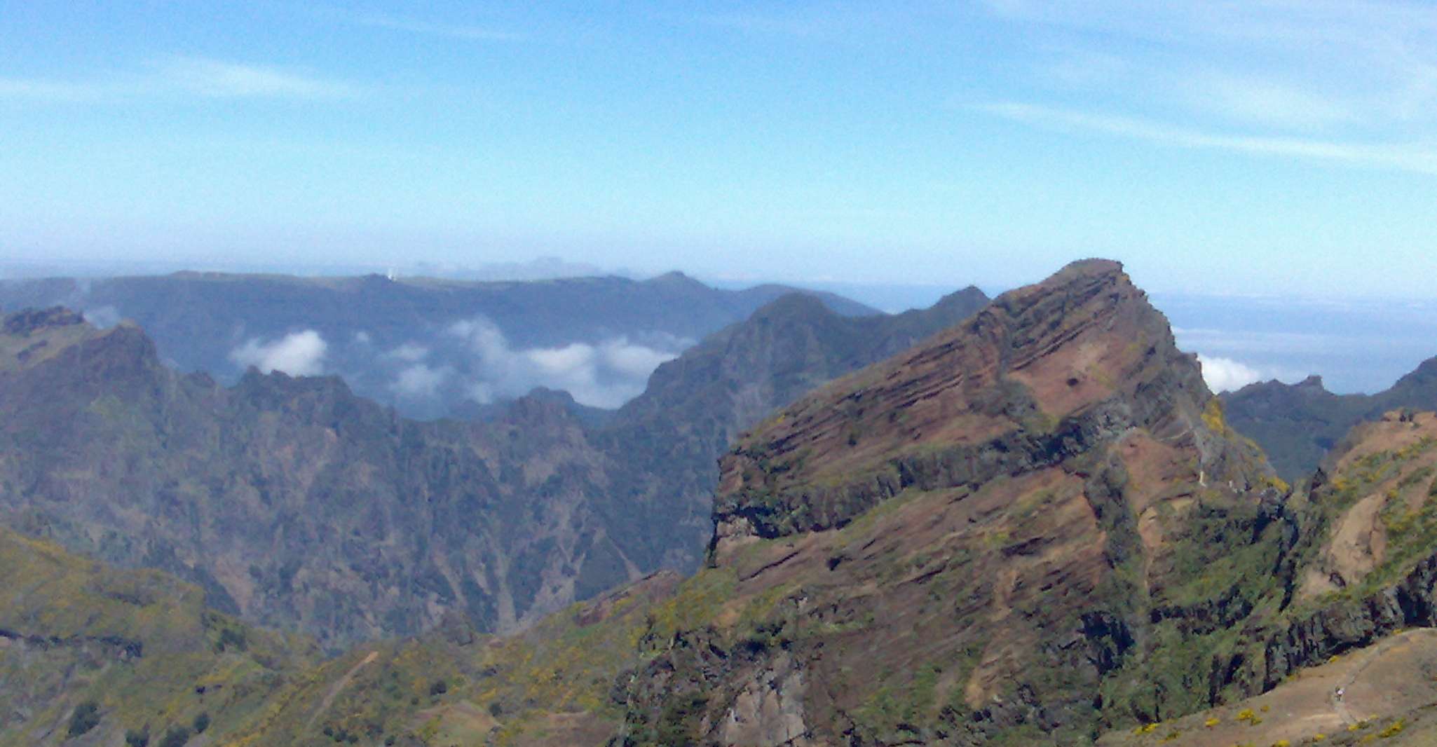 Von Funchal, Pico Areiro & A-gerahmte Häuser Tour - Hizvo