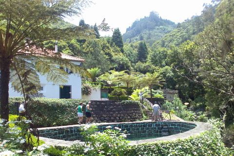 Van Funchal: tour langs de oostkust van MadeiraPrivétour