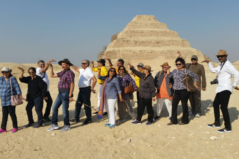 Le Caire: Djoser, Bent Pyramid & Memphis Day TripOption partagée avec transport et guide, sans billets