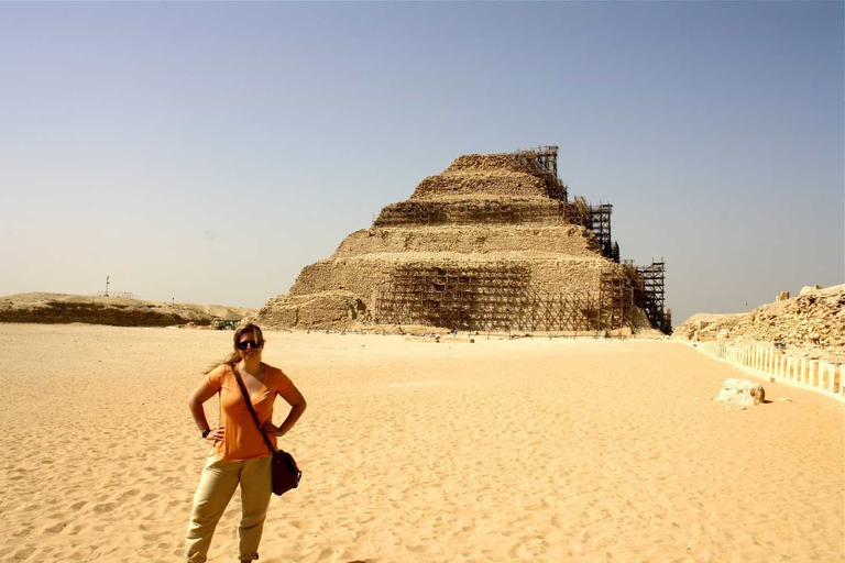 Le Caire: Djoser, Bent Pyramid & Memphis Day TripOption partagée avec transport et guide, sans billets