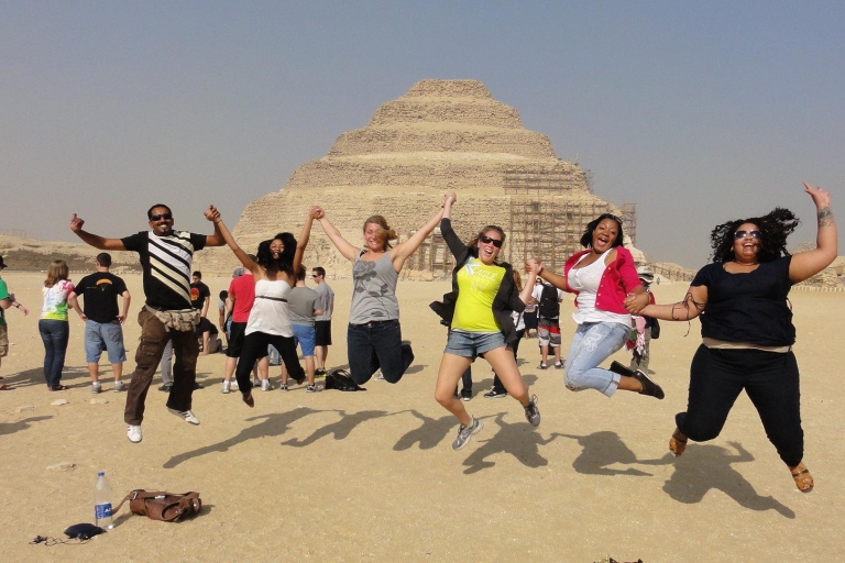 Kair: Djoser, Bent Pyramid & Memphis Day TripOpcja wspólna z transportem i przewodnikiem, bez biletów