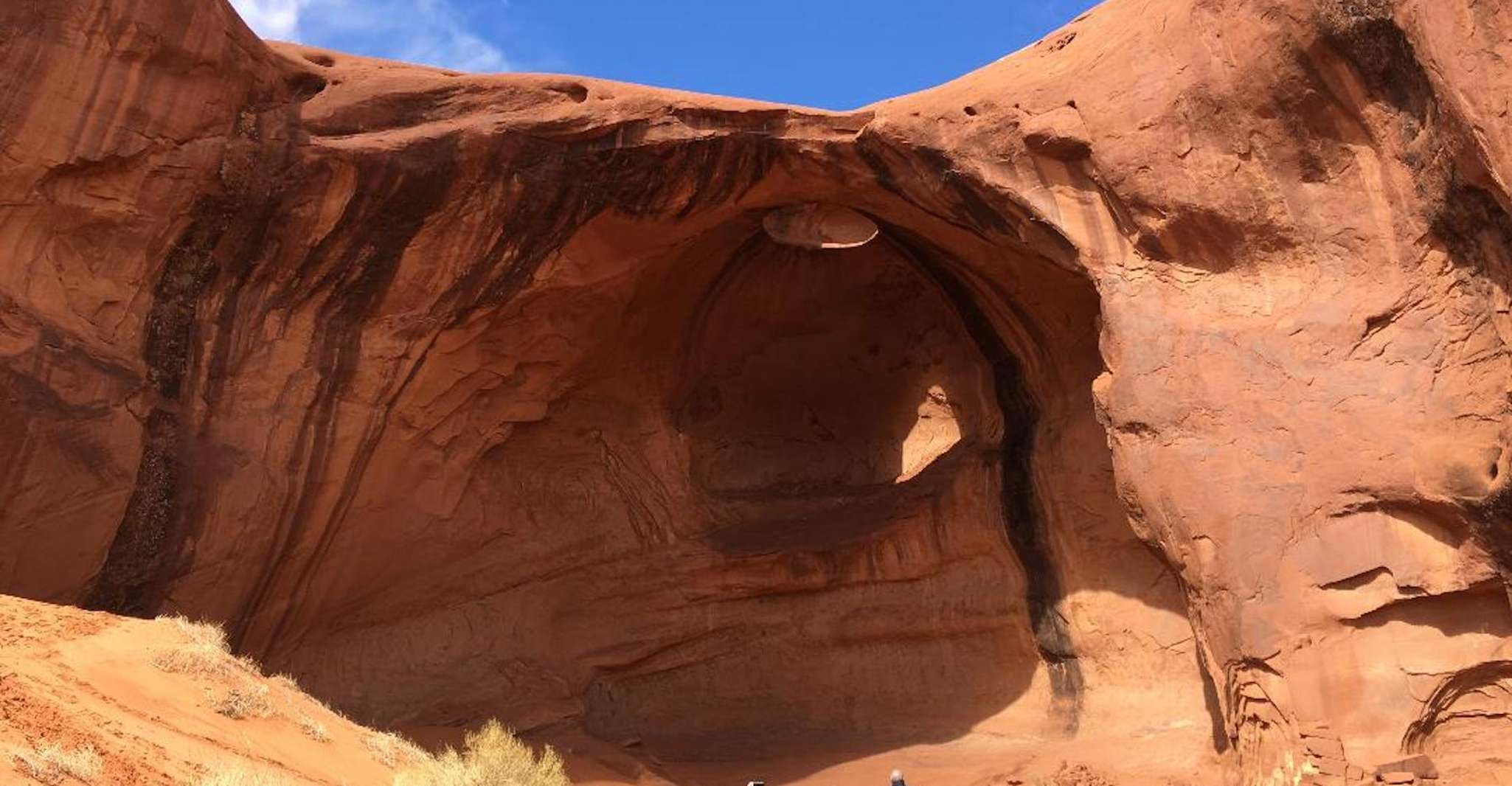 Monument Valley, Backcountry Jeep Tour with Navajo Guide - Housity