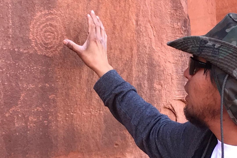 Monument Valley: Backcountry Jeep Tour met Navajo-gids