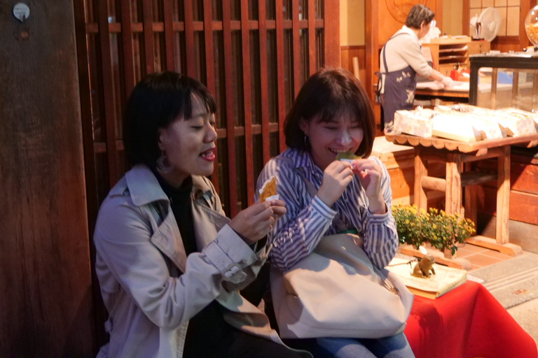 Quartiere di Yanaka: Tour storico a piedi nel centro storico di TokyoDistretto di Yanaka: tour storico a piedi nel centro storico di Tokyo