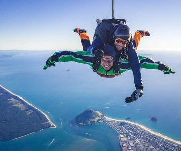 From Tauranga: Skydive over Mount Maunganui