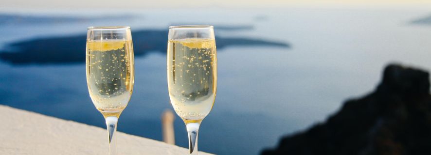 Santorini: Viinikierros auringonlaskun kanssa Oiassa