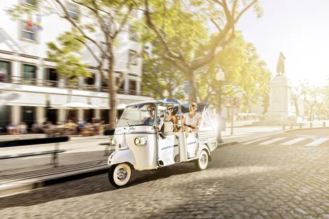 Lisboa: De Este a Oeste Tour Particular de Tukxi