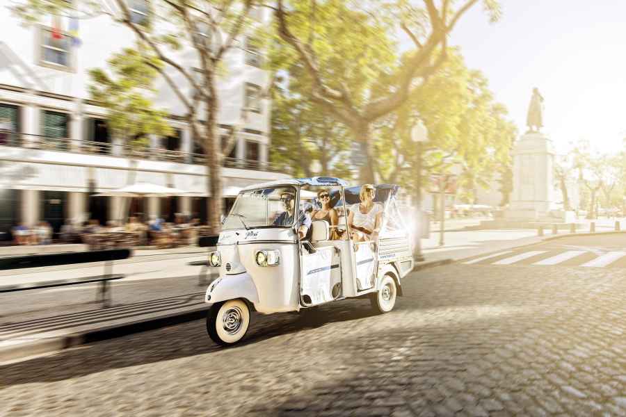 Lissabon: Privattour im Tukxi von Ost nach West