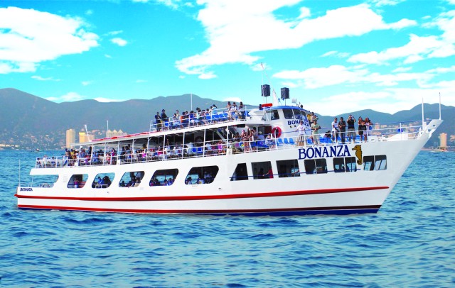 Visit Afternoon Tropical Cruise from Acapulco in Raiatea