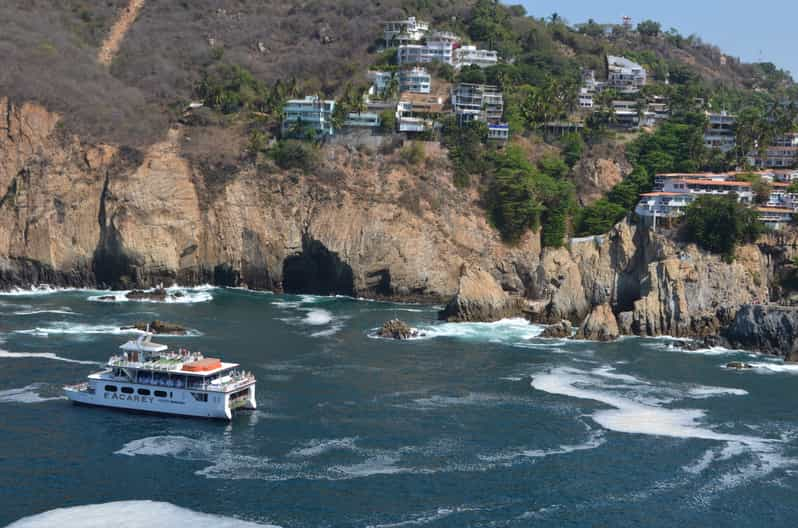 Acapulco Bay Sunset Cruise | GetYourGuide