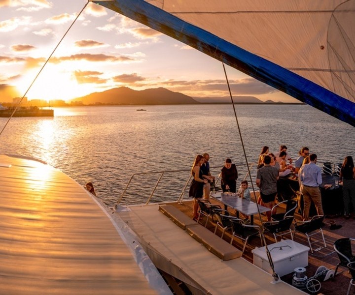 Spirit of Cairns: Waterfront Dining Experience