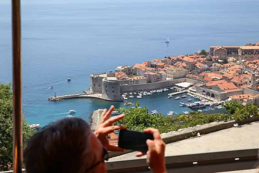 Dubrovnik: Hop-On/Hop-Off-Sightseeing-Bustour. Foto: GetYourGuide