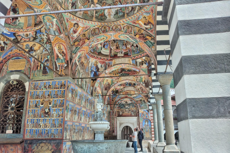 From Sofia: Rila Monastery and Villa Montevino Half-Day Trip City Center Drop off