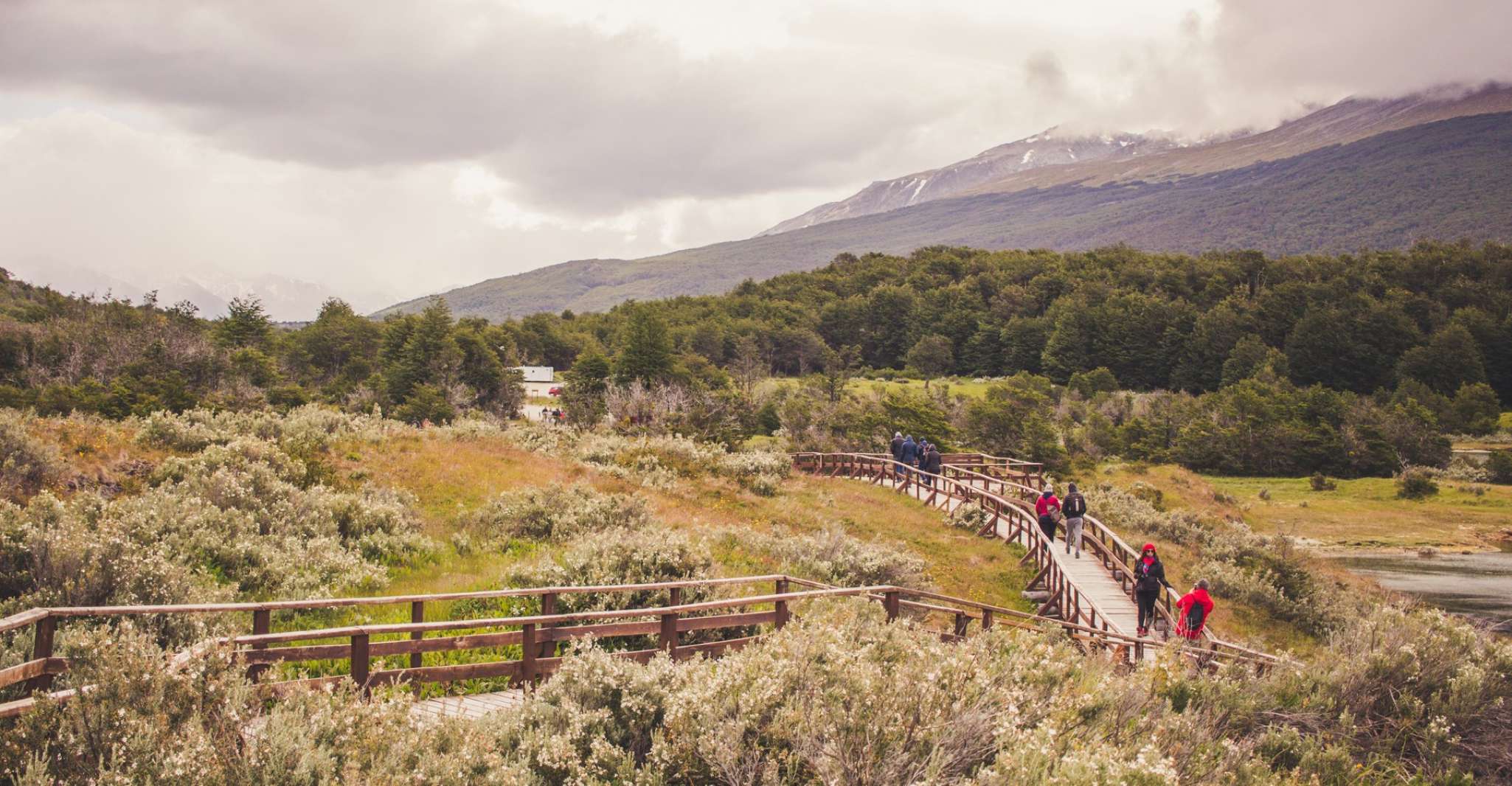 HD Tierra del Fuego National Park (No Train) - Housity