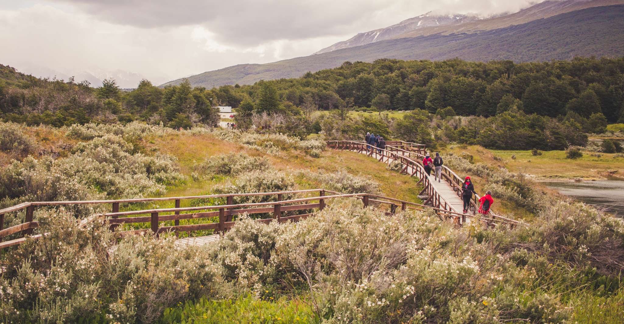 HD Tierra del Fuego National Park (No Train) - Housity