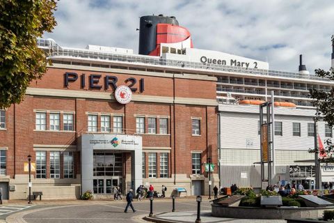 Halifax: Canadian Museum of Immigration bij toegang tot Pier 21