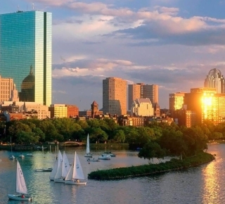 From NYC: Exclusive Spanish-Language Day Trip to Boston