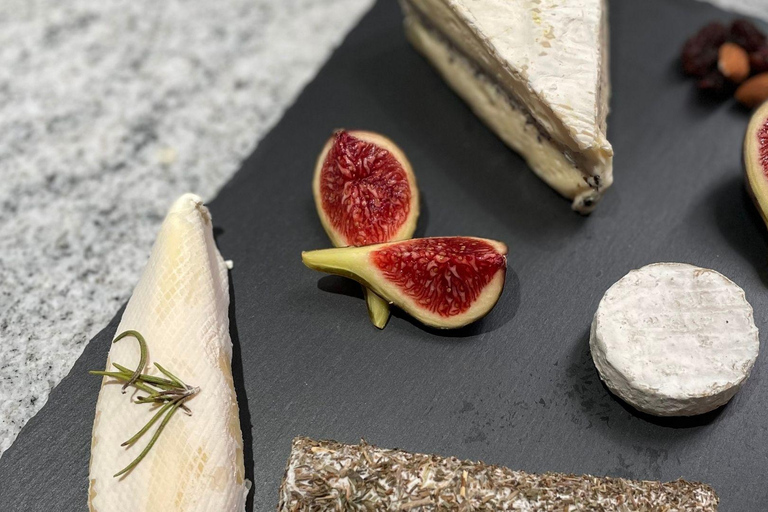French cheese and wine tasting in Marseille – Gourmet pairings