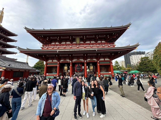 Tokyo: Asakusa & Senso-Ji Walking tour