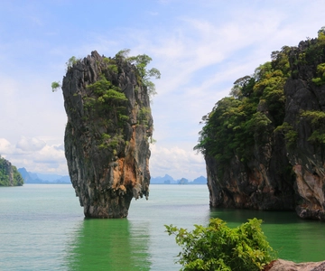Khao Lak: Baia di Phang Nga e Isola di James Bond in barca a coda lunga