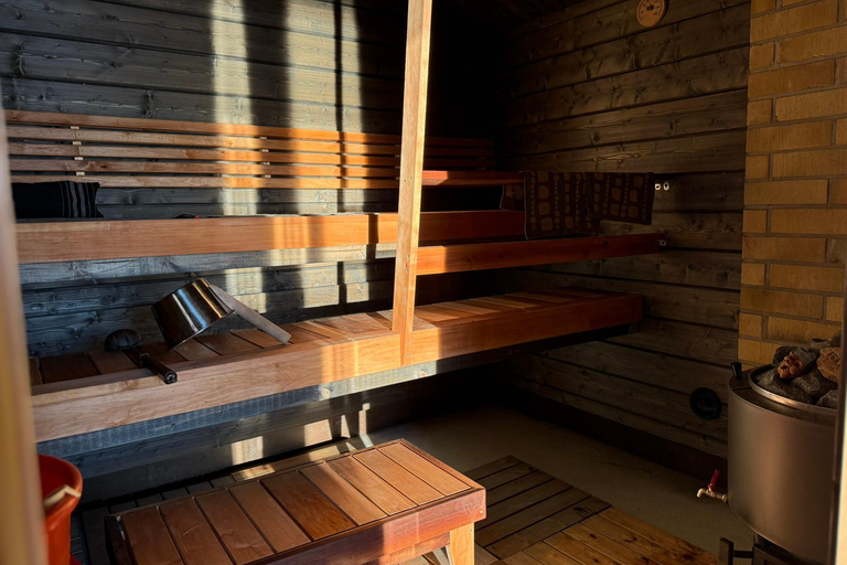 Private Traditional Sauna, Ice Dip and Dinner in the Wild