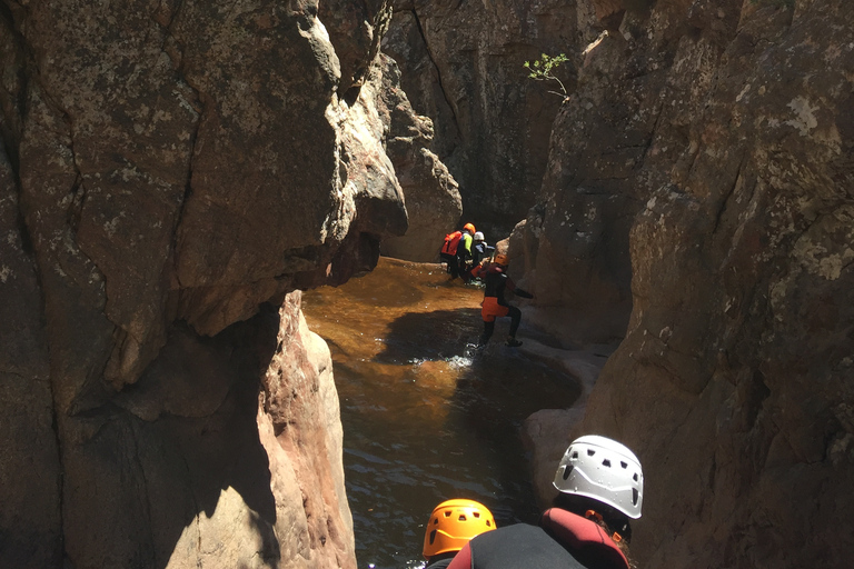 Propriano: Baracci Canyon Beginners Canyoning Tour