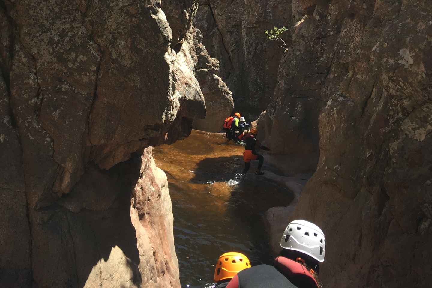 「プロプリアノ:バラッチ峡谷の初心者向けキャニオニングツアー」