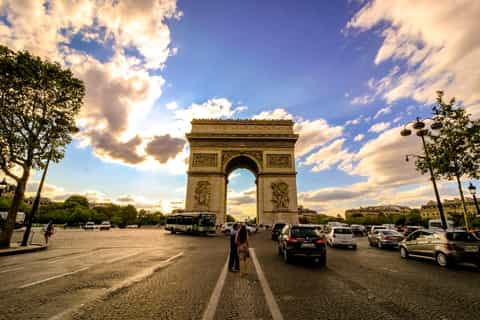 Arc de Triomphe, Lunch, & Seine River Cruise Tickets
