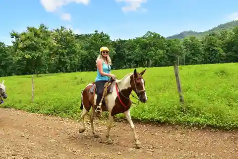 Jaco Beach: Kombination av zip-lining och hästtur