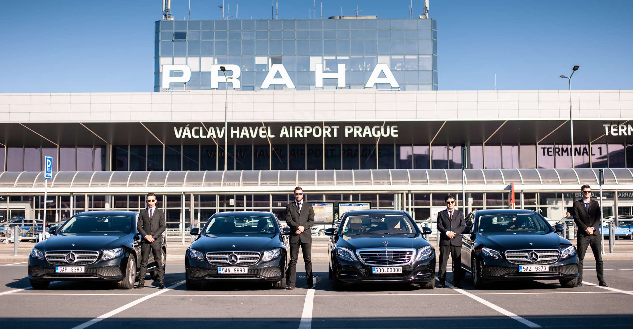 Prague, Private Transfer from Václav Havel Airport - Housity
