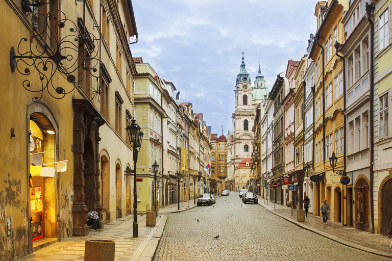 Praga: tour a pie de 1 día y paseo en barco por el río