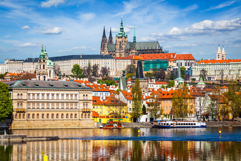 Prag: Ganztägige Tour und Bootsfahrt auf dem Fluss