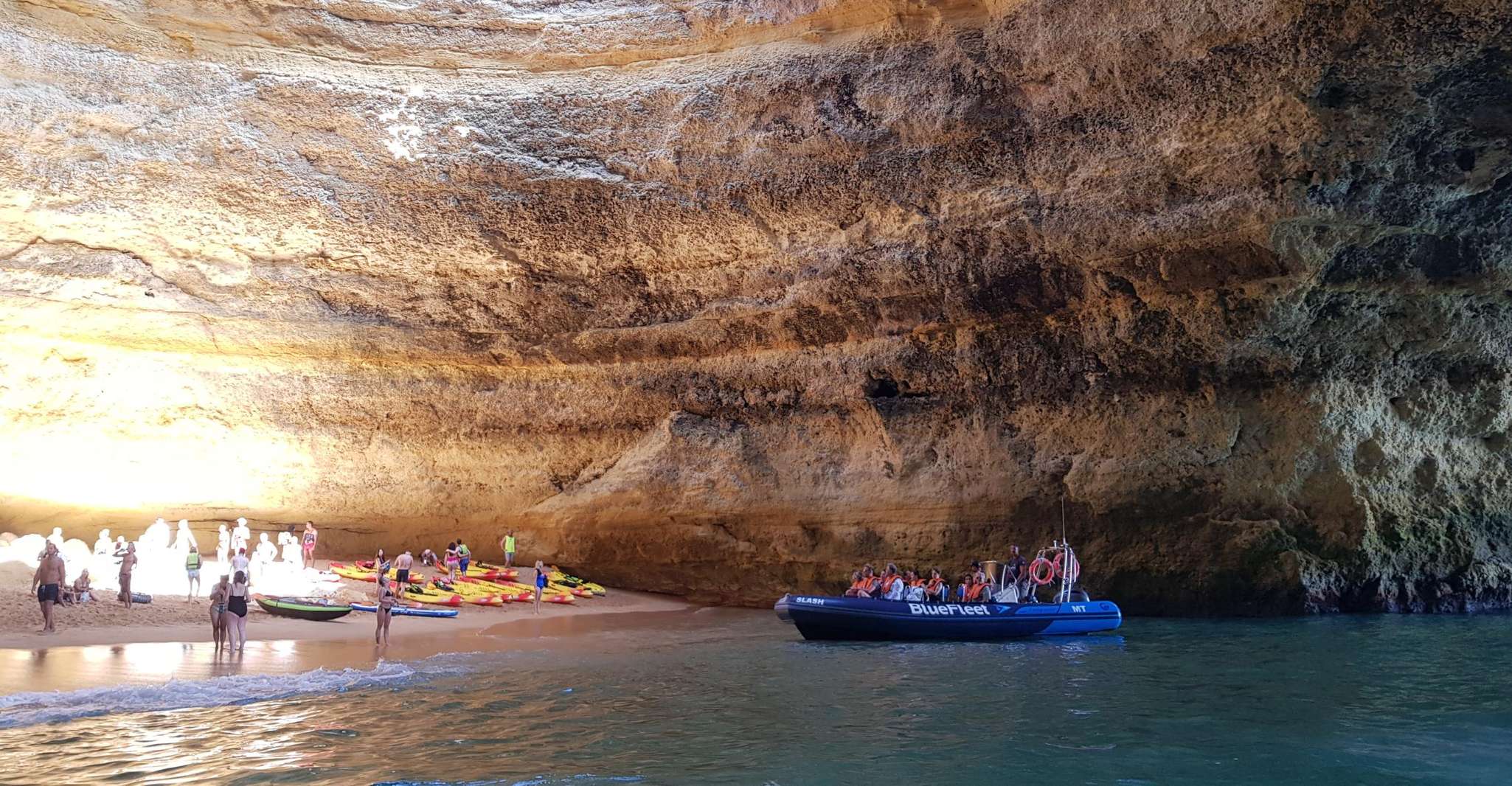 Boat Cruise to Algar de Benagil from Lagos - Housity