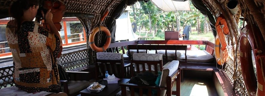 From Kochi: 2-Day Alappuzha Backwaters Houseboat Cruise