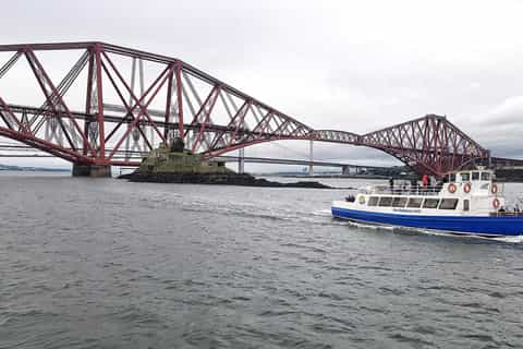firth of forth sightseeing cruise with cream tea