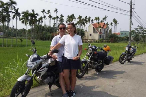 Easy Rider Hoi An - Santuario di My Son - Montagna di marmoTOUR PRIVATO: Tour in scooter automatico