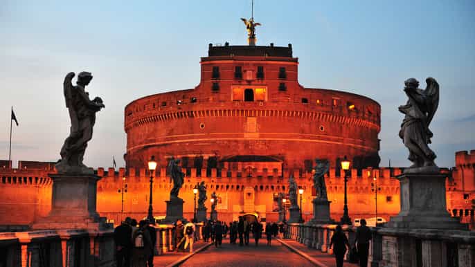 roma e vaticano gioco tra i misteri di angeli e demoni