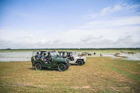 Siem Reap: Angkor Sunset Tour by Jeep with Boat Ride