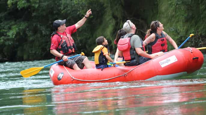 la fortuna sarapiqui river jungle safari float