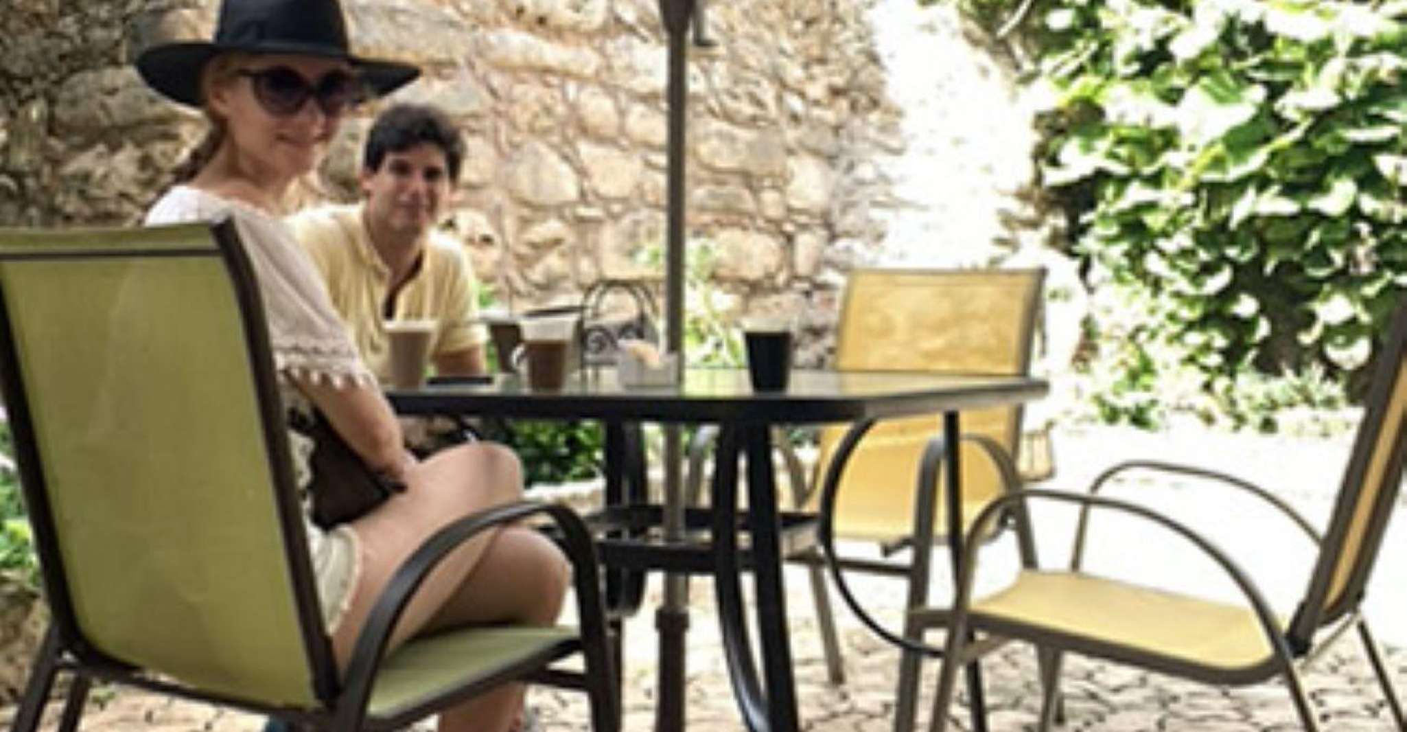 مريضة، جولة سحرية - Hizvo