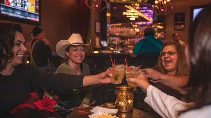 las vegas small group food and drinks tour of the city