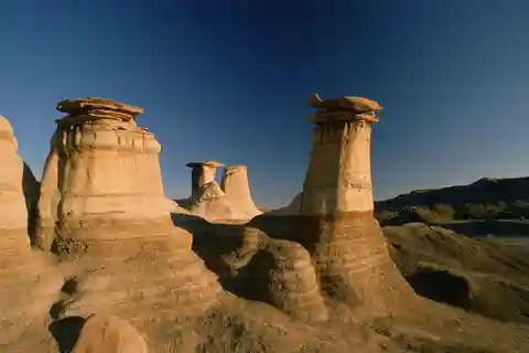 From Calgary: Drumheller and Badlands Tour