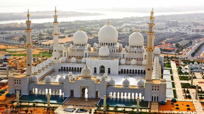 abu dhabi halfday guided city tour